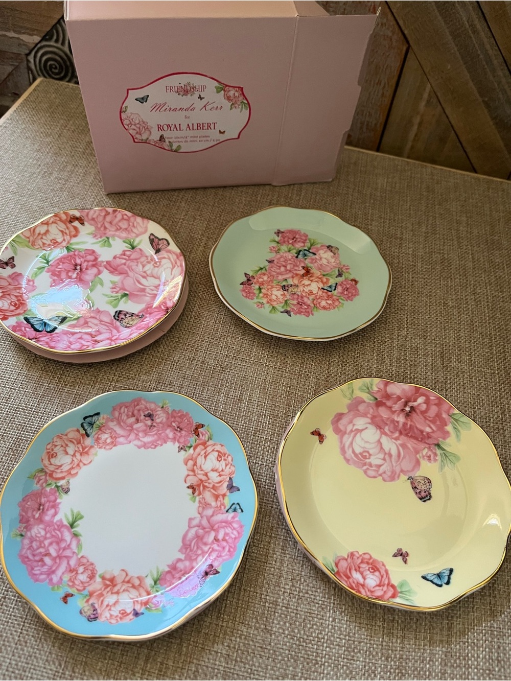 Royal Albert Mirada Kerr Pink Floral Porcelain plates